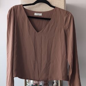Aritzia Babaton Murphy Long sleeve Blouse